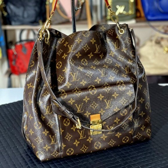 Louis Vuitton Handbags - LOUIS VUITTON Authentic Metis Hobo Monogram Tote Handbag Large Shoulder Bag